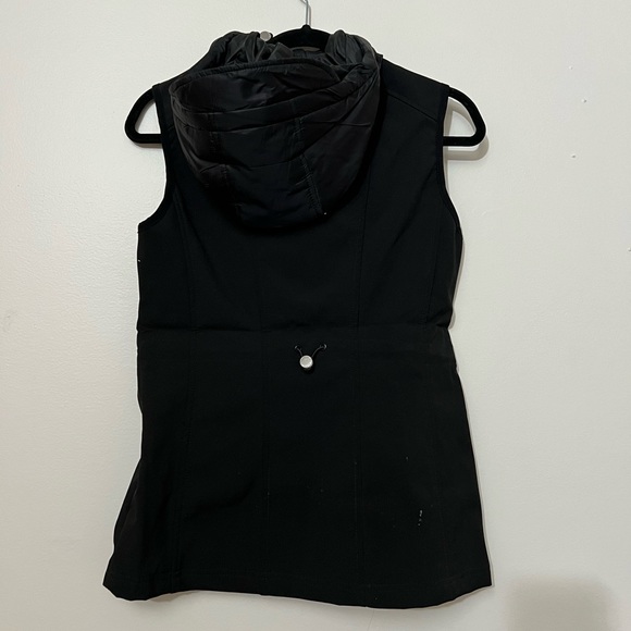 Michael Kors Puffer Vest - Picture 2 of 4